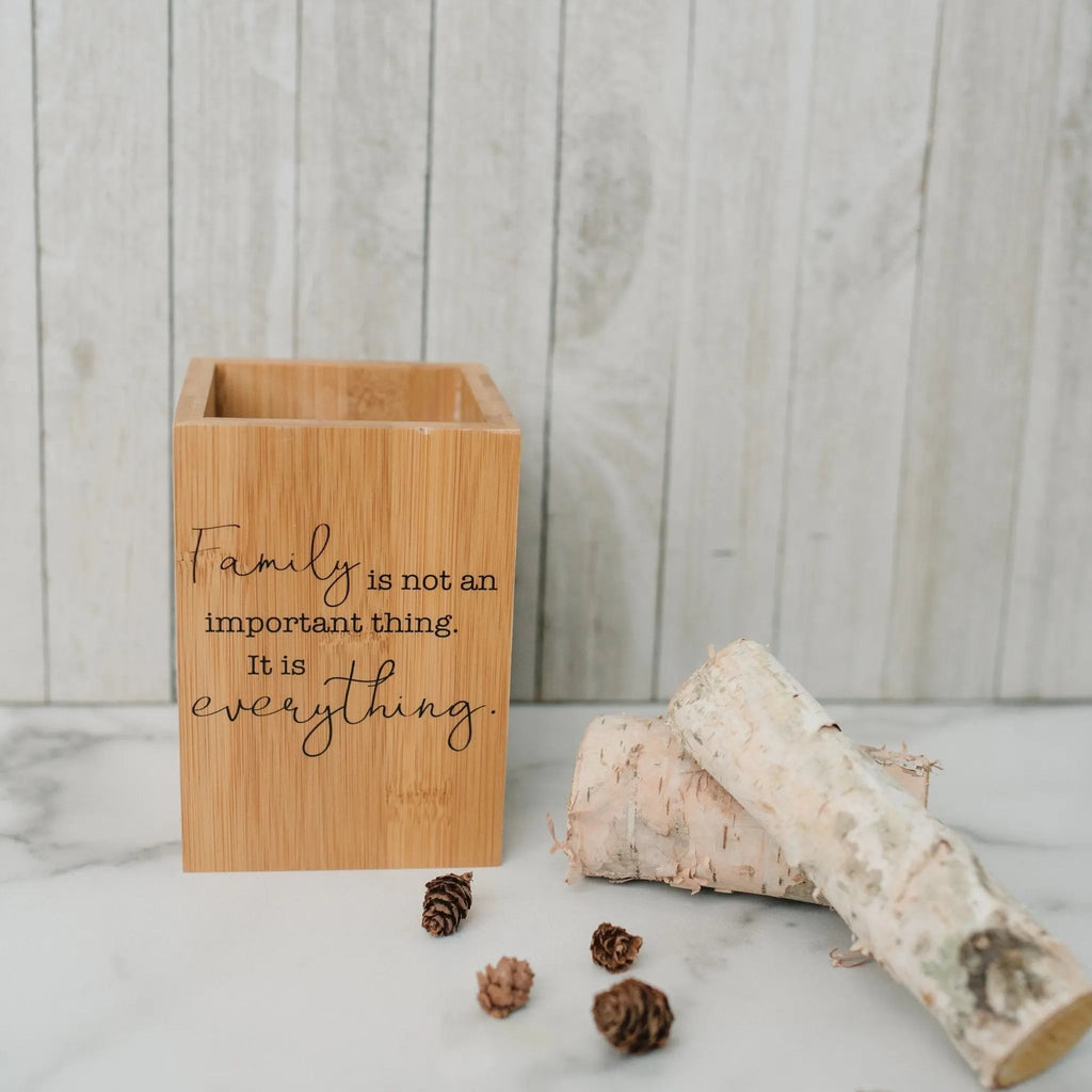 Bamboo Kitchen Utensil Holder, Kitchen Decor with Family Quote, Housewarming Gifts, Christmas Gift for Mom, Birthday Gifts for Mother